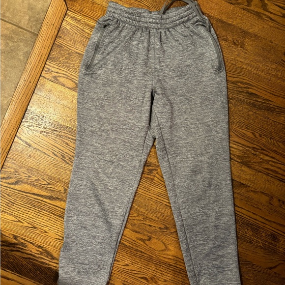DSG grey men sweatpants size men S in pristine condition - Picture 2 of 8